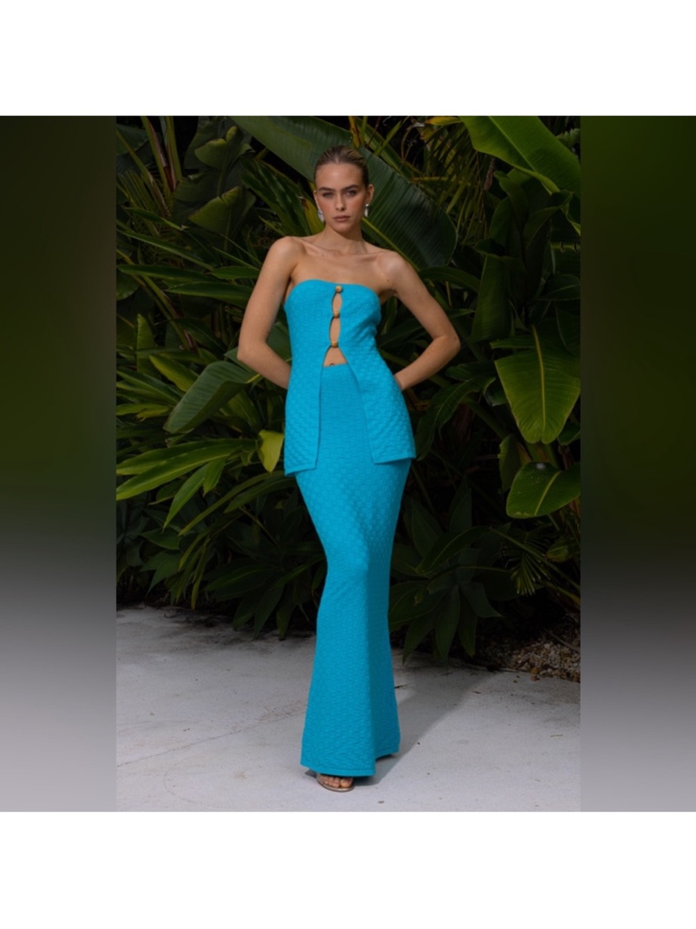 Runway the label Strapless Turquoise skirt Set